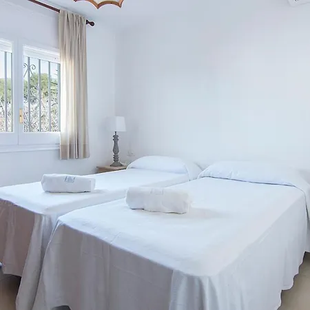 Villa 50m From The In Cambrils, Tarracohomes